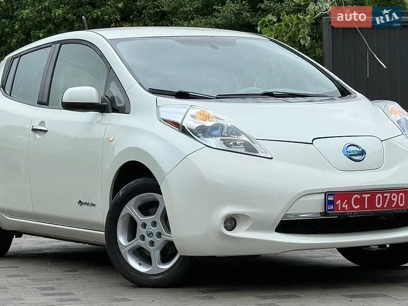Nissan Leaf 2011