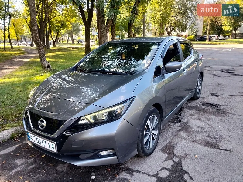 Nissan Leaf 2021