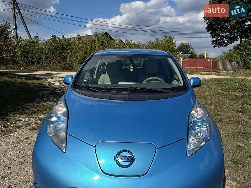Nissan Leaf 2011