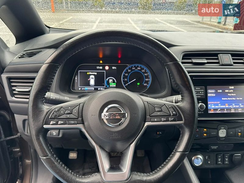 Хетчбек Nissan Leaf 2018 в Києві