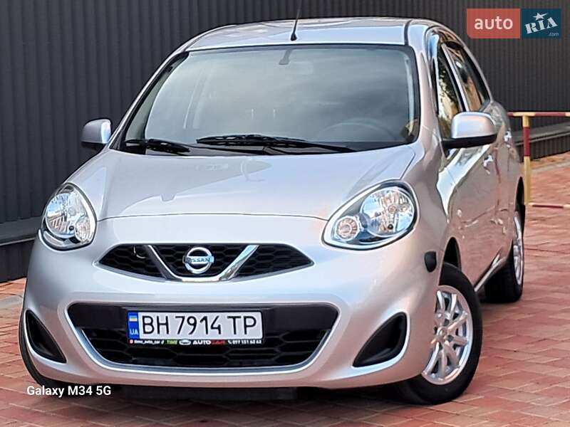 Nissan March 2016