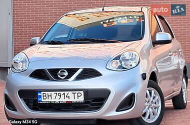 Хэтчбек Nissan March 2016 в 