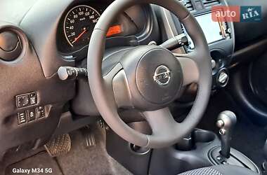 Хэтчбек Nissan March 2016 в 