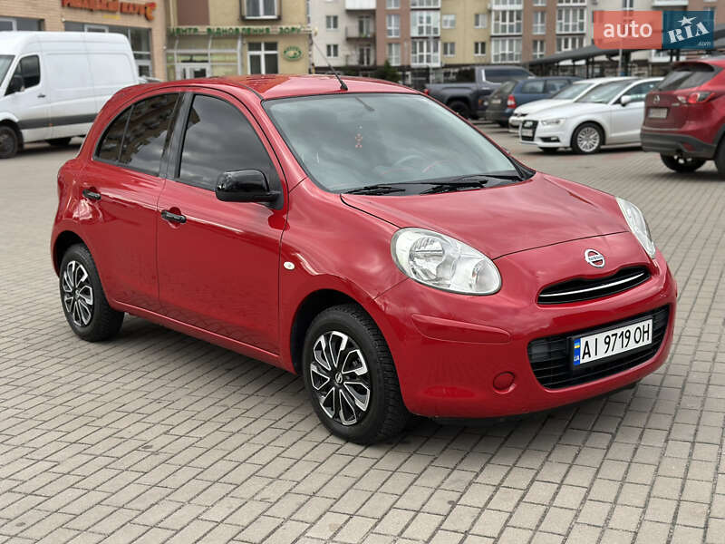 Nissan March 2010 Nissan March 2010