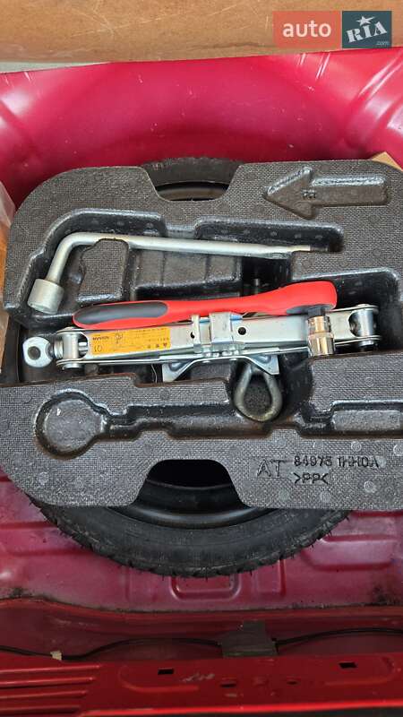 Хэтчбек Nissan March 2012 в Кривом Роге фото 12 Хэтчбек Nissan March 2012 в Кривом Роге