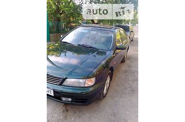 Седан Nissan Maxima 1996 в Одессе