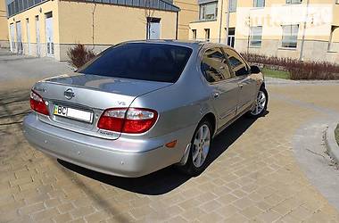 Седан Nissan Maxima 2004 в Львове