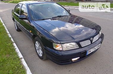 Седан Nissan Maxima 1995 в Ровно
