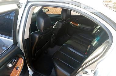 Седан Nissan Maxima 2003 в 