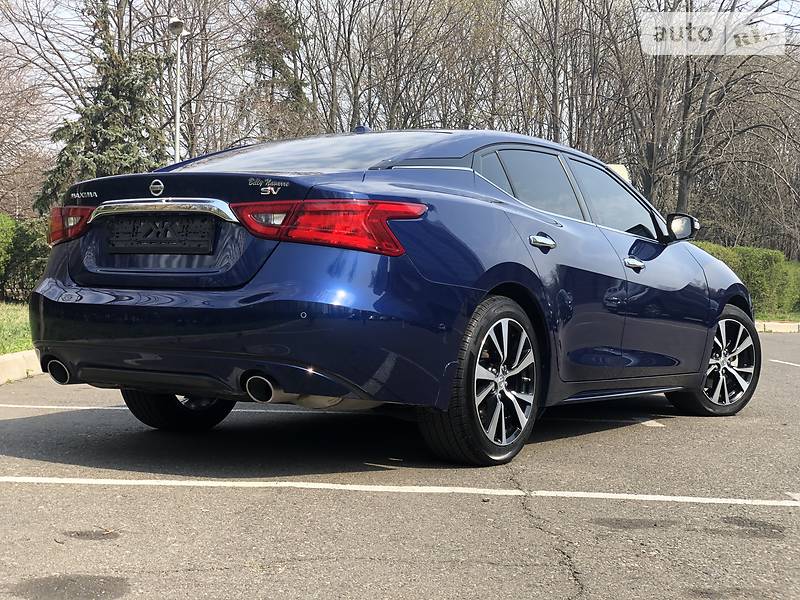 Седан Nissan Maxima 2018 в Одесі