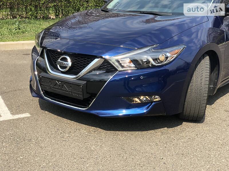 Седан Nissan Maxima 2018 в Одесі