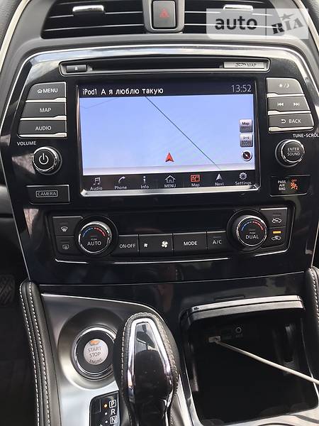 Седан Nissan Maxima 2018 в Одесі