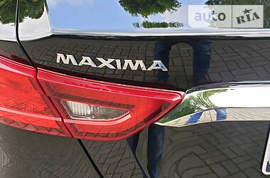 Седан Nissan Maxima 2016 в Дрогобыче