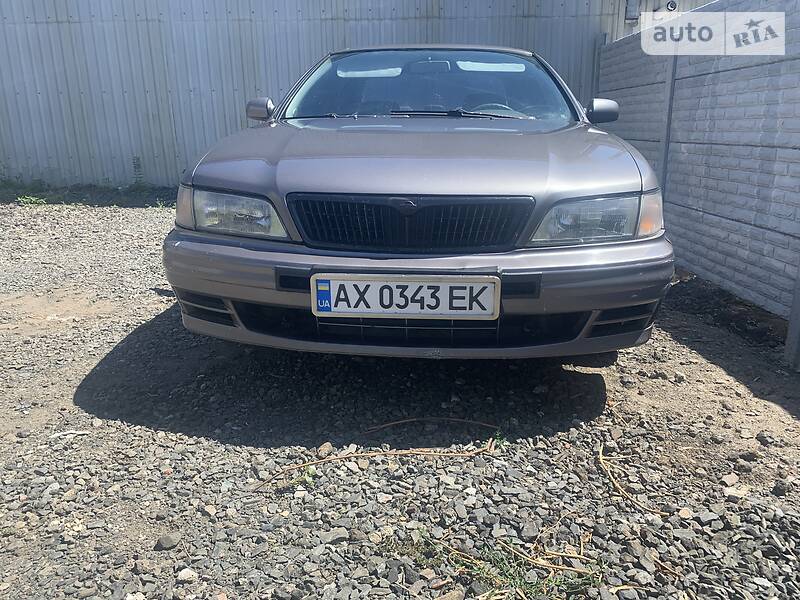 Седан Nissan Maxima 1997 в Харкові