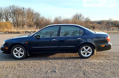 Седан Nissan Maxima 2002 в Попасной