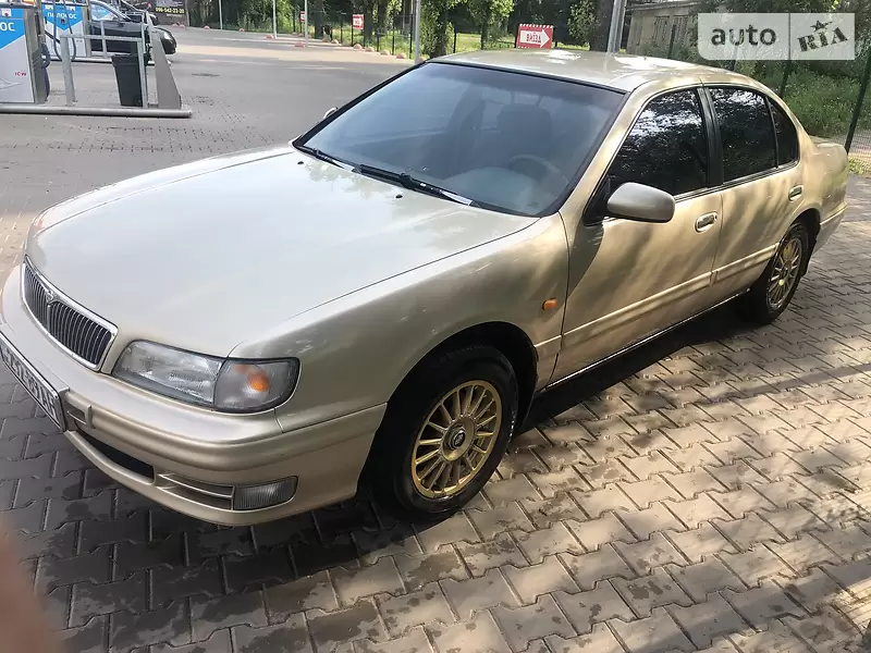 Nissan Maxima 1998