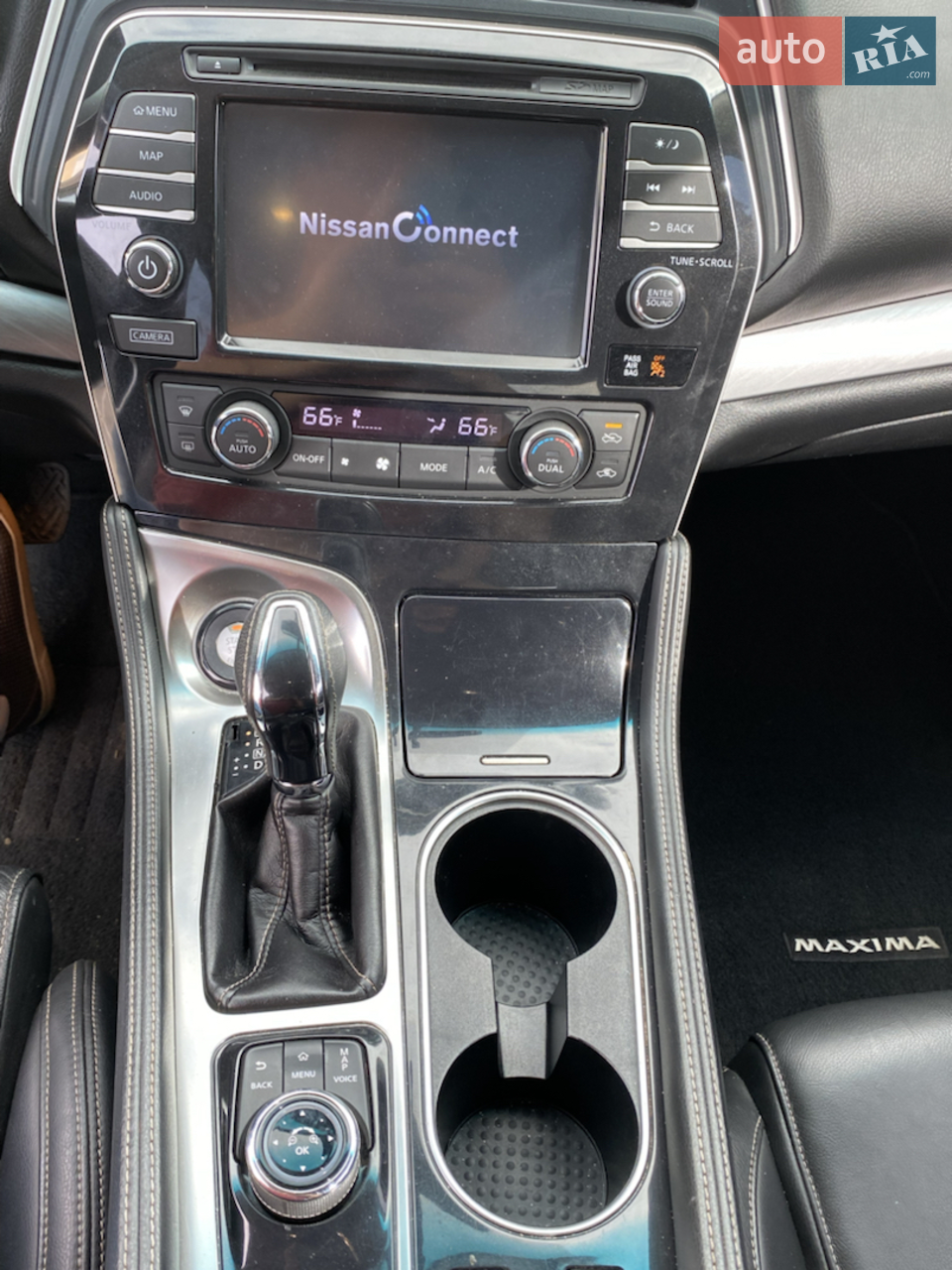 2016 Nissan Maxima - мініатюра 31