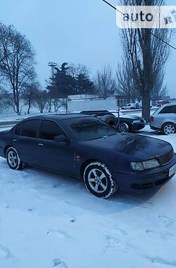 Седан Nissan Maxima 1998 в Одесі