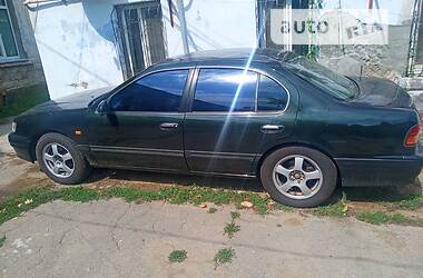Седан Nissan Maxima 1997 в 
