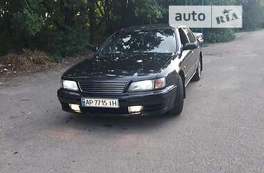 Седан Nissan Maxima 1995 в Запорожье