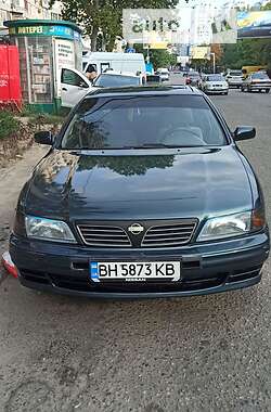 Седан Nissan Maxima 1996 в Одессе
