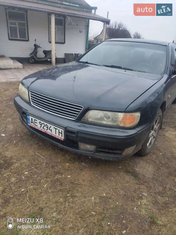 Nissan Maxima 1995
