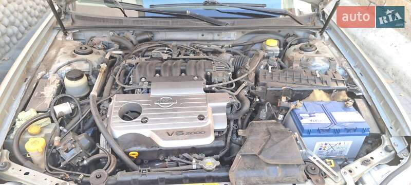 Седан Nissan Maxima 2003 в Николаеве