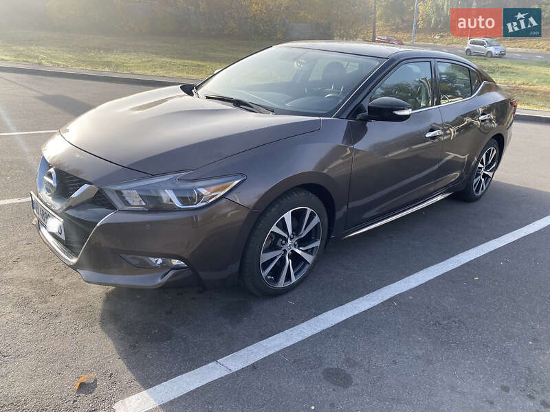 Nissan Maxima 2016