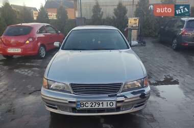 Седан Nissan Maxima 1996 в Болехові