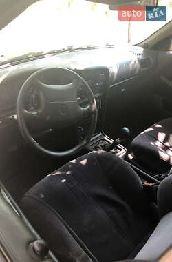 Седан Nissan Maxima 1994 в Хусті