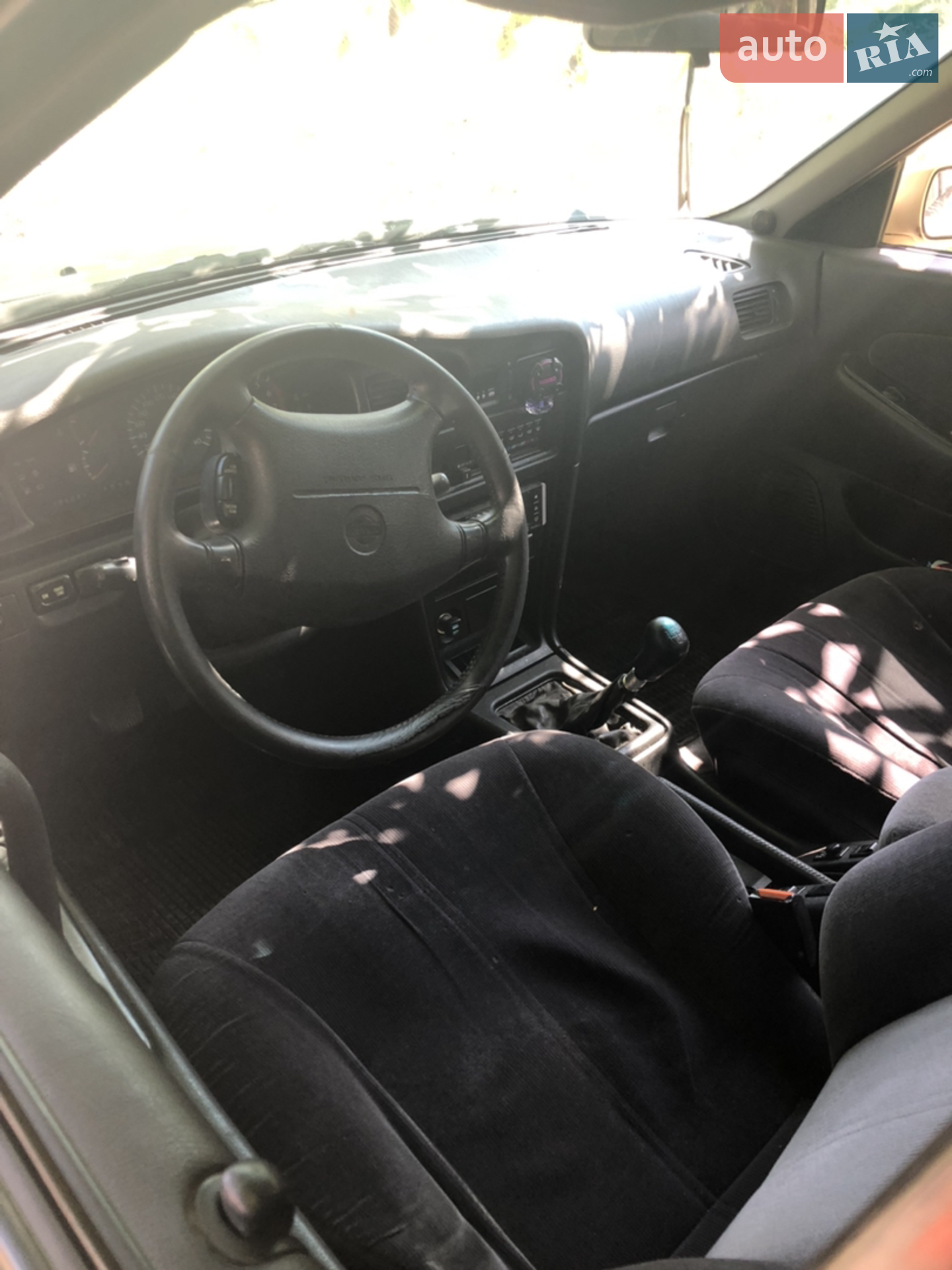 Nissan Maxima 1994 VIN JN100HJ30U0206334 фото оголошення 7 з 9