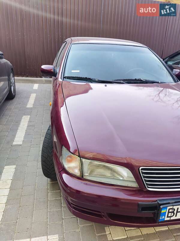 Седан Nissan Maxima 1995 в Одессе