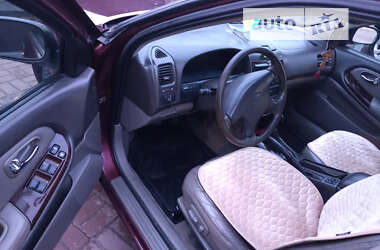 Седан Nissan Maxima 2000 в Білій Церкві