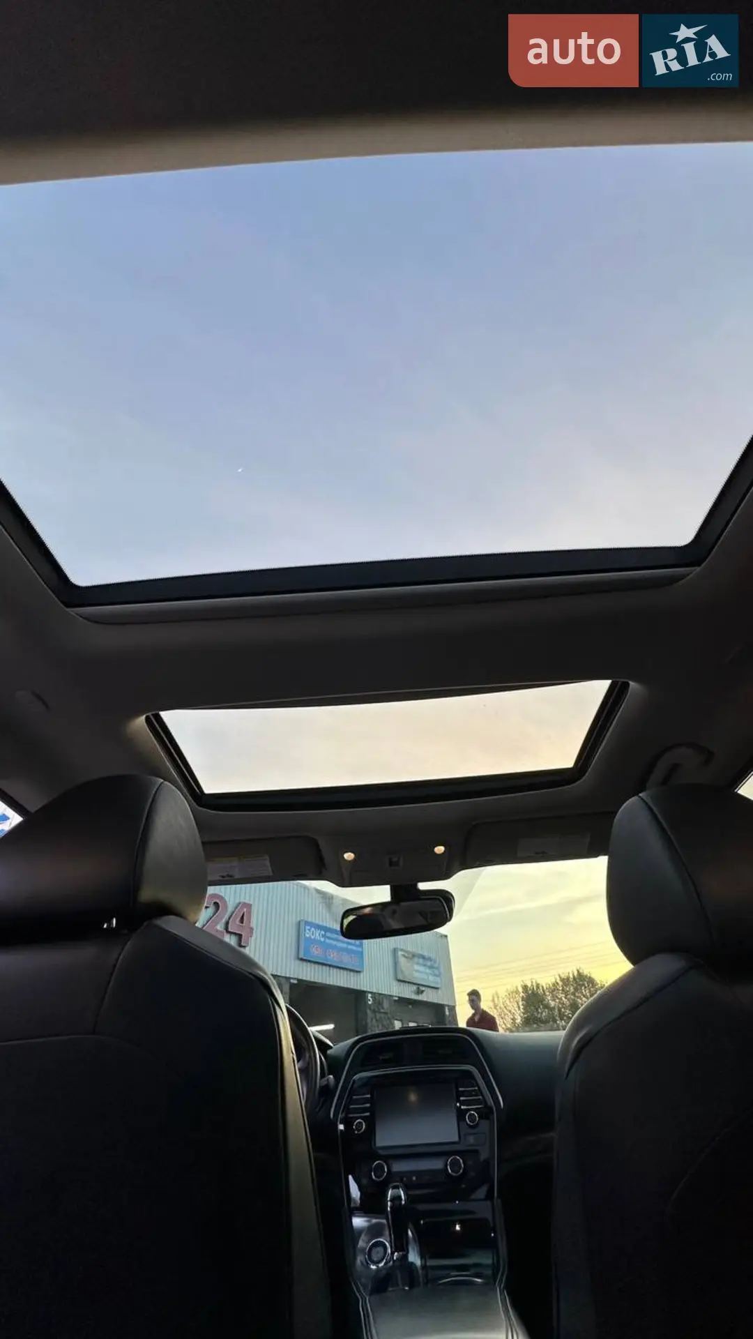 2017 Nissan Maxima - мініатюра 19