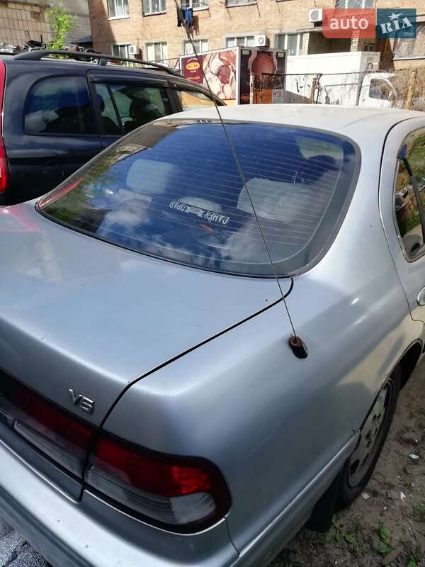 Седан Nissan Maxima 1999 в Киеве фото 2 Седан Nissan Maxima 1999 в Киеве