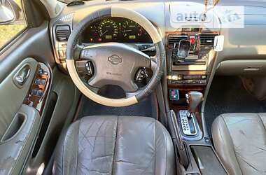 Седан Nissan Maxima 2002 в Болграде