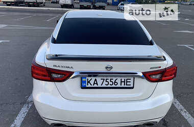 Седан Nissan Maxima 2015 в Киеве