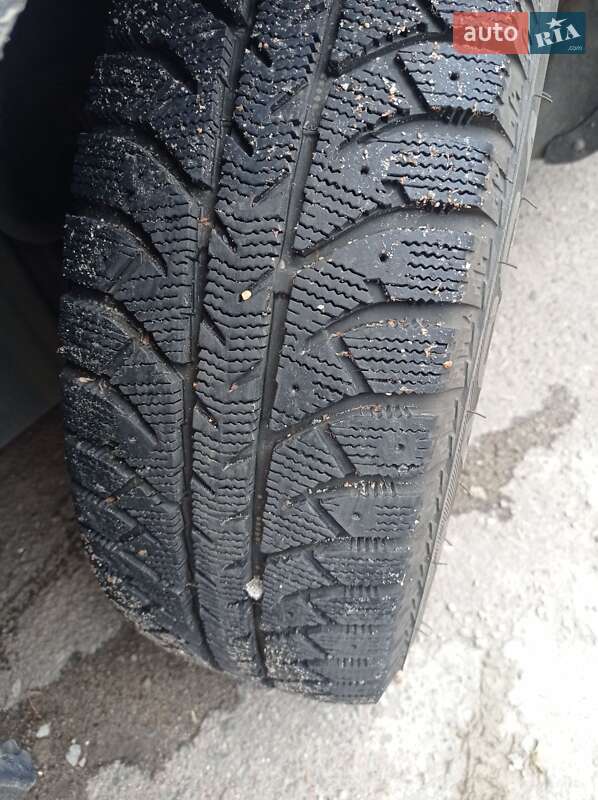 Седан Nissan Maxima 1996 в Одессе