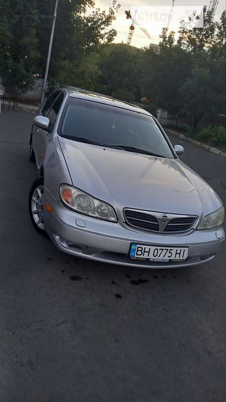 Седан Nissan Maxima 2001 в Одесі