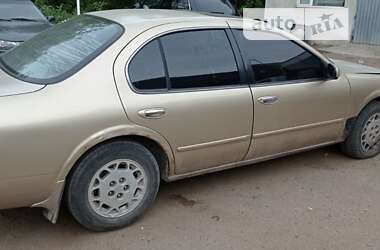 Седан Nissan Maxima 1995 в Городенке