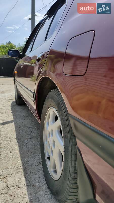 Седан Nissan Maxima 1996 в Одессе