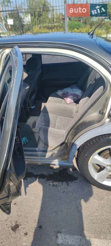 Седан Nissan Maxima 1998 в Килии фото 6 Седан Nissan Maxima 1998 в Килии