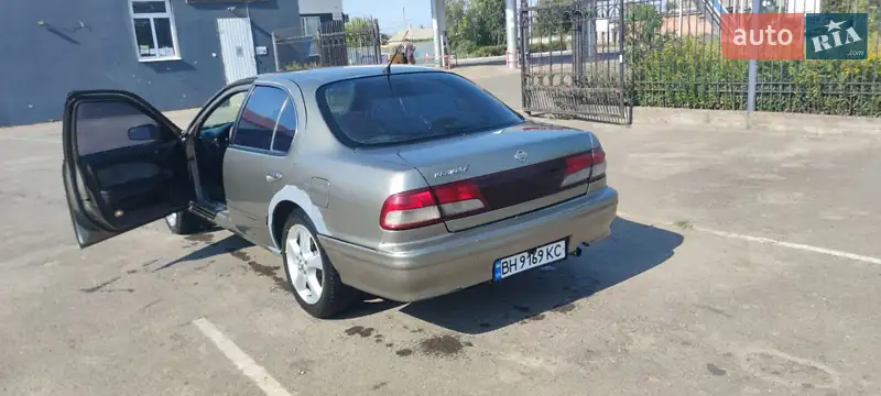 Nissan Maxima 1998