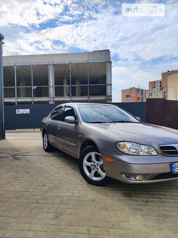 Седан Nissan Maxima 2002 в Рени фото 3 Седан Nissan Maxima 2002 в Рени