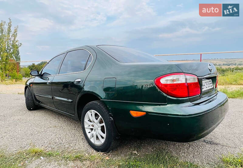 Седан Nissan Maxima 2002 в Ивановке