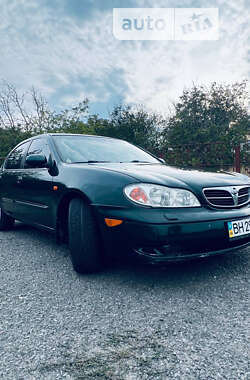 Седан Nissan Maxima 2002 в Одесі