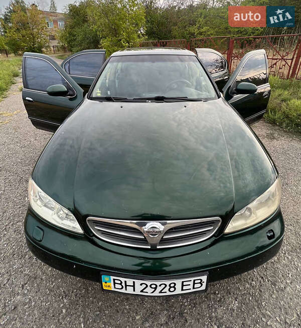 Седан Nissan Maxima 2002 в Ивановке