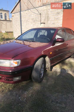 Седан Nissan Maxima 1996 в 