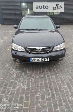 Седан Nissan Maxima 2000 в Коростышеве