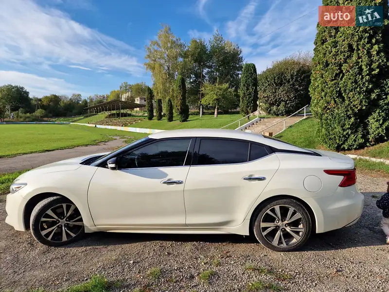 Nissan Maxima 2018